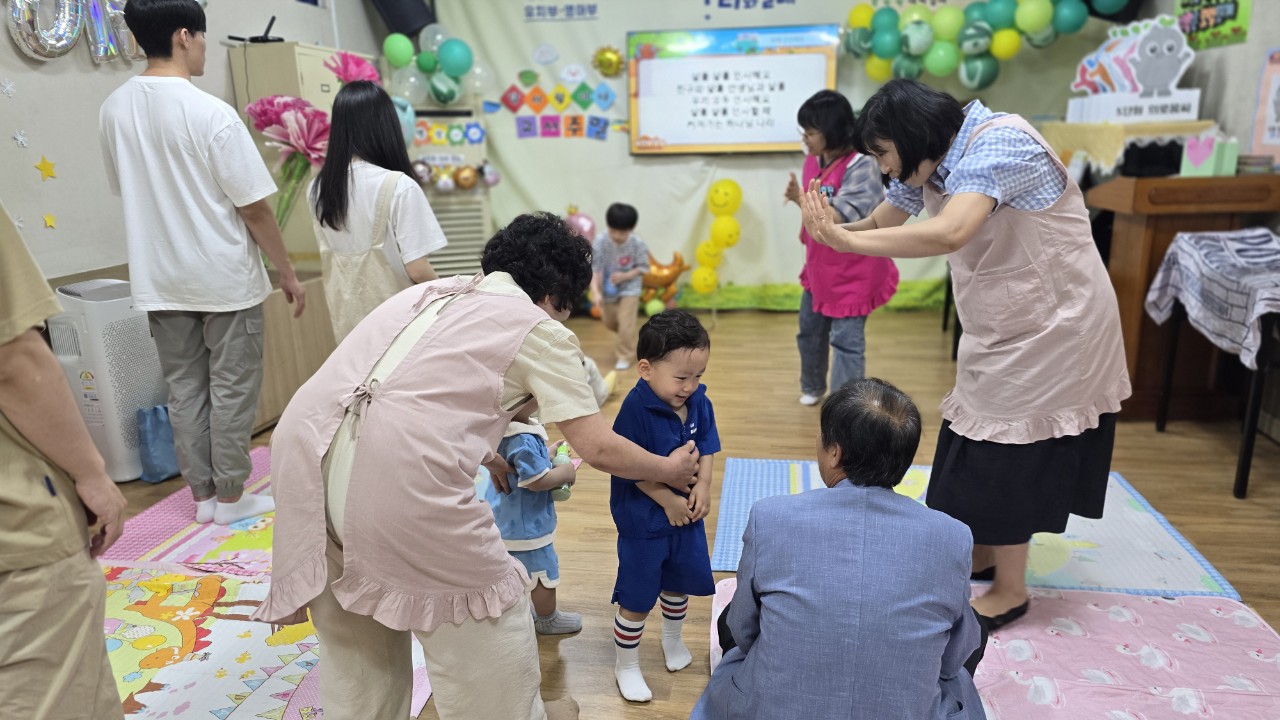 대구서부교회 영아부-전체 사진-69046665192.jpg