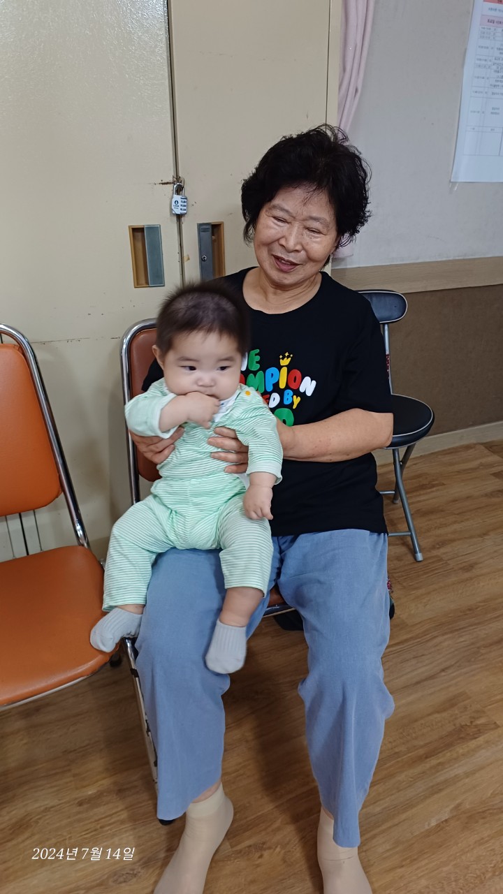 대구서부교회 영아부-전체 사진-61219995118.jpg